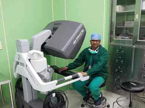 Dr. Vivek kumar singh lucknow (Gastroenterologist)