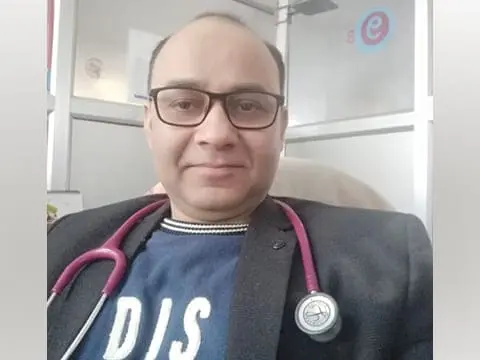 Dr. mohammad tariq lucknow (paediatrician)