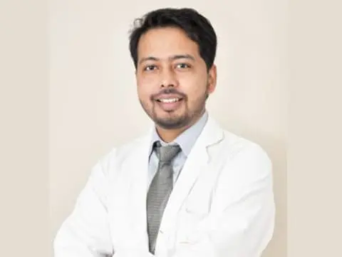 Dr. Mujahid Islam lucknow (opthalmologist)