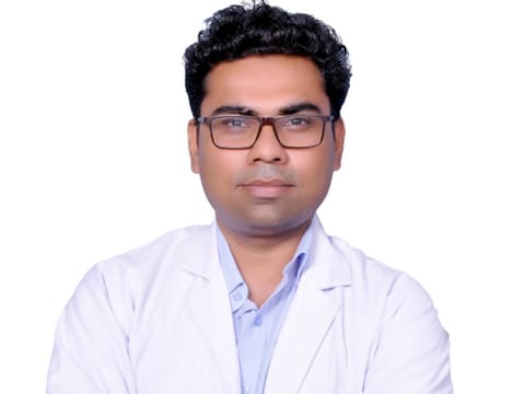 Dr. Ashutosh Mishra Jhansi (Pulmonologist)